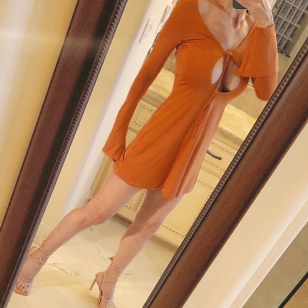 Chic Rich Orange Topaz Cutout Mini Dress, Sz 4 - Picture 14 of 16